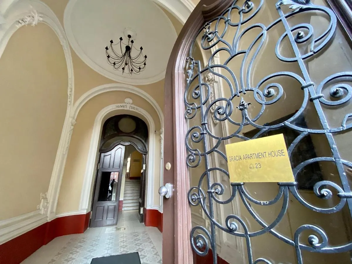 Gracia Apartment House Budapest 3*,